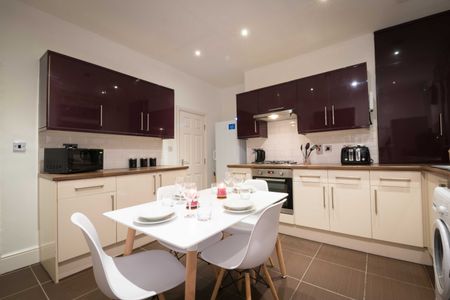 Fabulous 6 Bed House Share in LS6! Room 2 - Photo 5