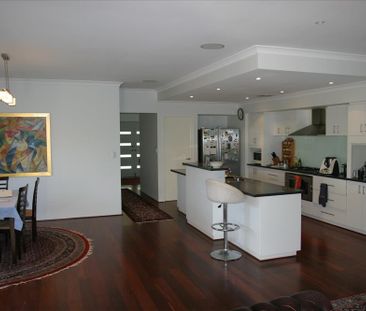 East Victoria Park - Photo 4