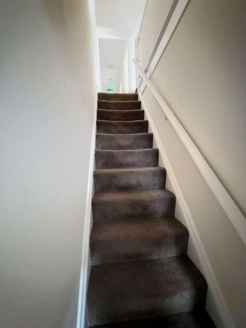 First Floor Flat, Newport Street, Middleport, Stoke-on-trent, ST6 - Photo 5