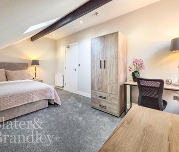 1 bedroom in a house share to rent - Photo 2