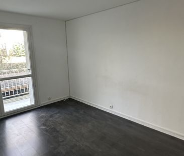 Location Appartement 3 pièces 67m² VAUX LE PENIL 77000 - Photo 3