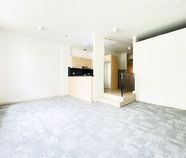 1/165 Bourke Street - Photo 2