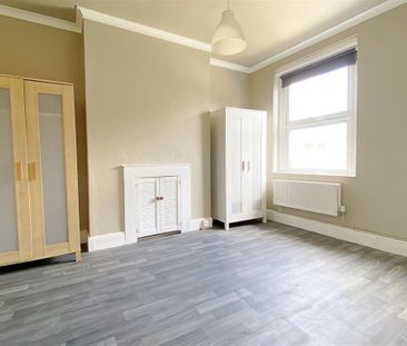 4 bedroom house share to rent - Photo 1