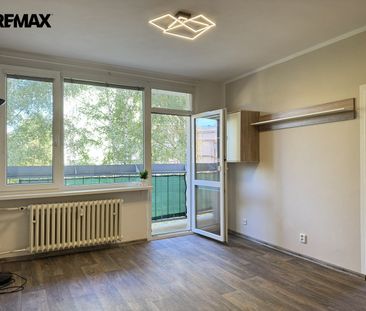 Pronájem bytu 2+1 56 m² - Фото 1