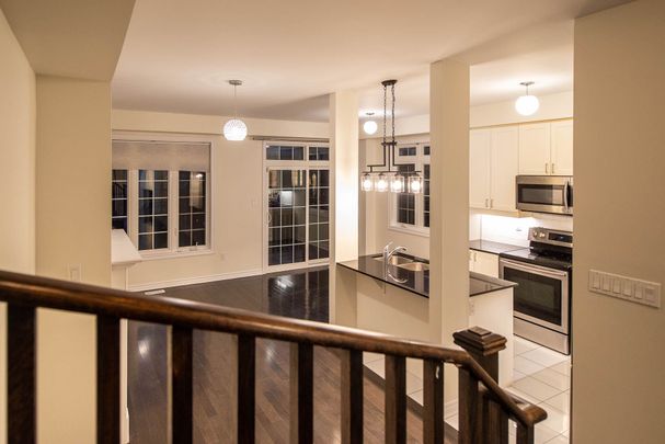 For Lease - 98 Farooq Boulevard, Vaughan, Ontario - Photo 1