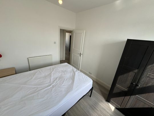 Room in a Shared Flat, Holland Road, BN3 - Photo 1
