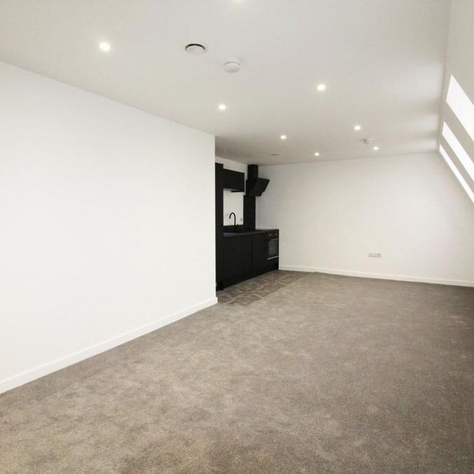 Studio to rent - Photo 1