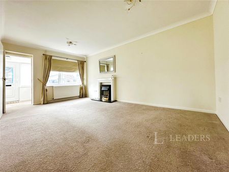 2 bedroom bungalow to rent St. Clements Way, Brundall, NR13 - Photo 2
