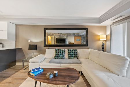 For Lease - 141 Woodbridge Avenue Unit# 407A, Vaughan, Ontario - Photo 2