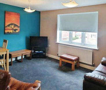 2 bedroom flat to rent - Photo 1