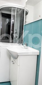 Garsoniera de inchiriat, centrala proprie, zona Mall - Photo 3