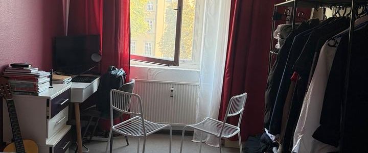 Eine Zimmer in 2 Zimmer Wohnung. WG - Photo 1