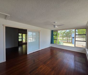 Coming Soon! Prime location! Separate Studio! - Photo 4