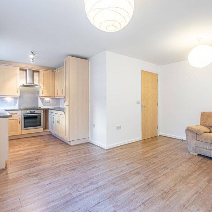 2 bedroom flat to rent - Photo 1