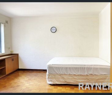 Location and views. - Photo 3