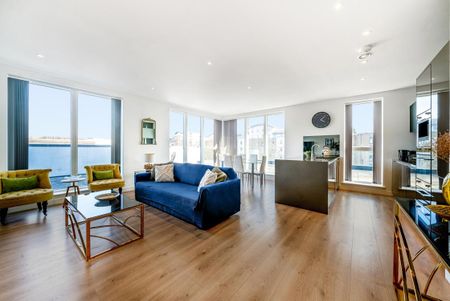 Heritage Walk, London TW8 - Photo 3