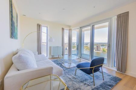 Duke Of Wellington Avenue, London - Photo 3