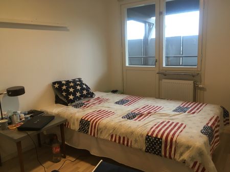 Ålgrytevägen, Skärholmen - Photo 2