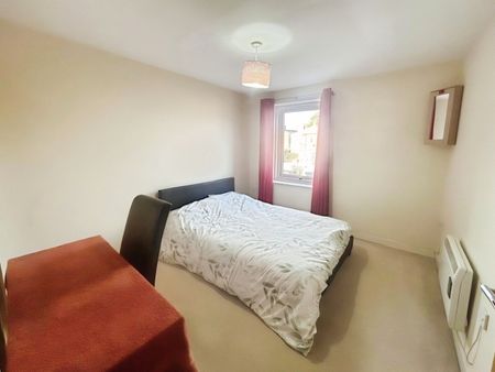 2 bedroom flat to rent Bramford Road, IP1 - Photo 2