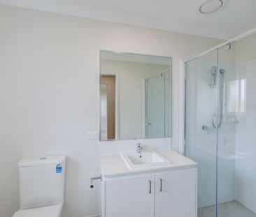 29 Soho Way, Logan Reserve QLD 4133 - House For Rent | Domain - Photo 3