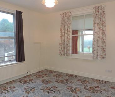 3 bedroom detached bungalow to rent - Photo 5