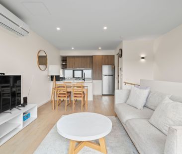 Fully Furnished, Ultra Modern, Immaculately Maintained Townhouse - Photo 3