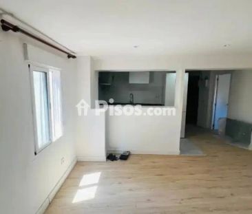 Piso en alquiler en Carrer de l'Aldea - Photo 1