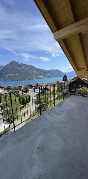 Attraktive Dachwohnung, Grosszügiger Balkon mit Seesicht, Erstbezug... - Photo 1