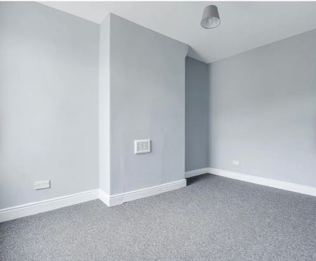 3 Bed Terraced House, St. Stephens Road, NG2 - Photo 5