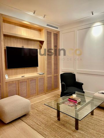 Flat for rent in Madrid (Centro) - Photo 2