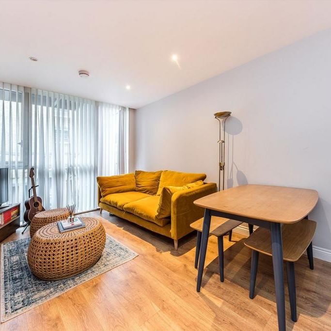 1 bedroom flat to rent - Photo 1