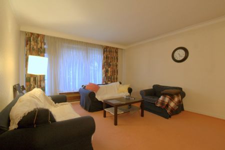 3 Bedroom Apartment, St. John’s Avenue, London - Photo 2