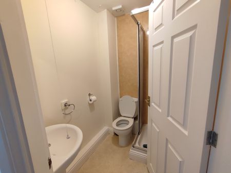 Castle Street - Photo 5