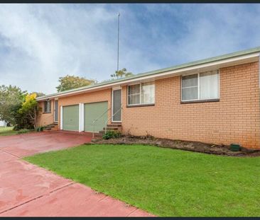 2/66 Mcdougall St Street, WILSONTON - Photo 2