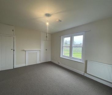 2 bedroom semi-detached house to rent - Photo 1