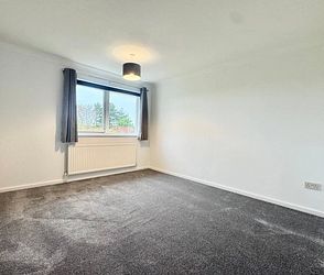 Wye Gardens, Cliftonville, Margate, CT9 3JL, Kent - Photo 2