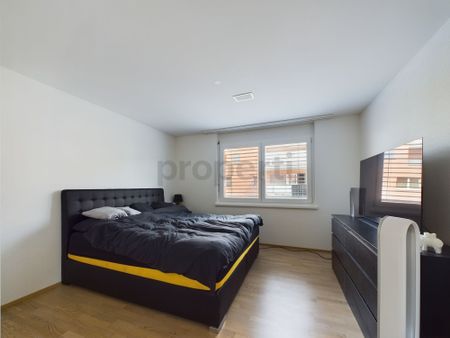 Moderne 3.5-Zimmer Wohnung in Weiach - Photo 5