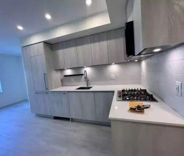 Brand-new & Luxury air-conditioned 1 bed 1 den condo for rent near ... - Photo 1