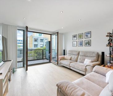 A two bedroom apartment to rent in Aldgate, E1. - Photo 5