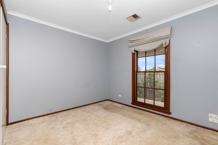 Home For Rent - Photo 4
