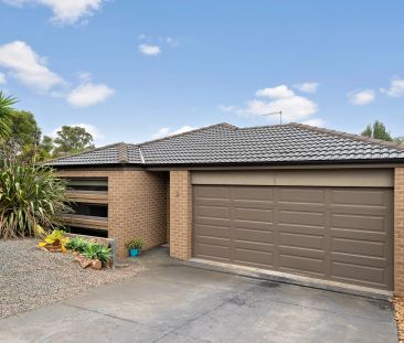 Modern Family Home - Photo 3