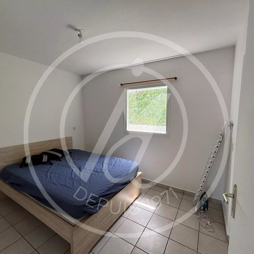 À LOUER APPARTEMENT T2 MEUBLÉ AUX ABYMES - 700 € / MOIS - Photo 1
