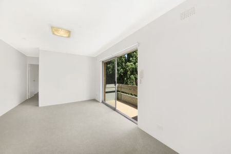 12/30 Eaton Street, Neutral Bay - Photo 3