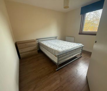 Flat to rent on - Photo 6