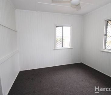 Charming 3-Bedroom Home in Prime Millbank Location - Photo 4