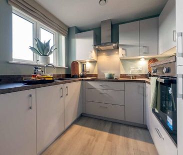 2 bedroom retirement property to rent - Photo 6