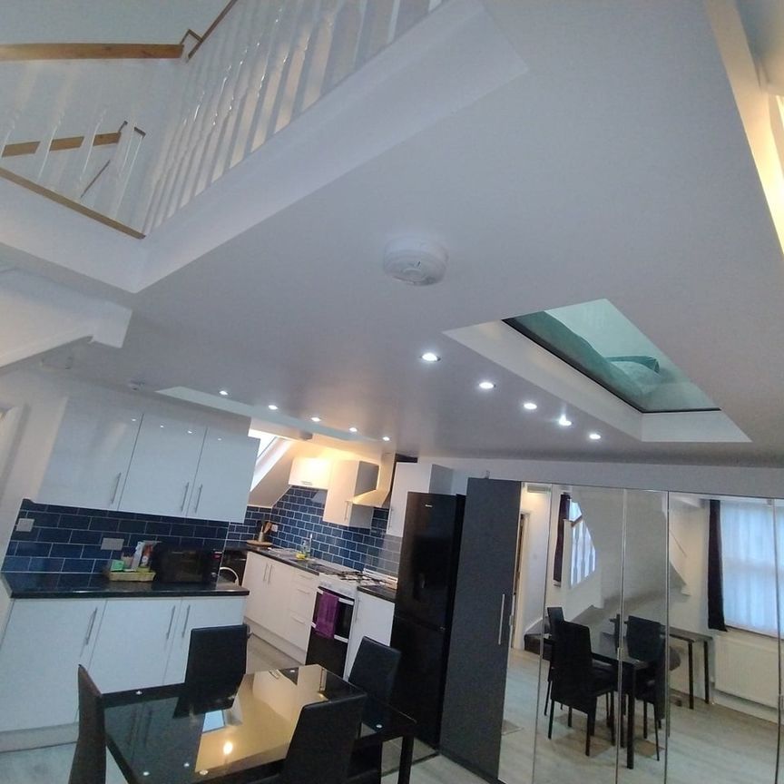 1 Bed Flat, Cricklewood Broadway, NW2 - Photo 1