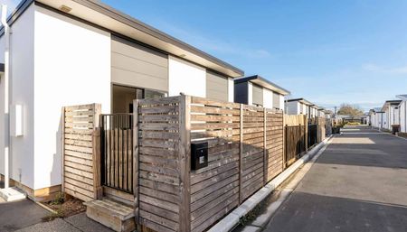 Cute furnished house in the city - Photo 5