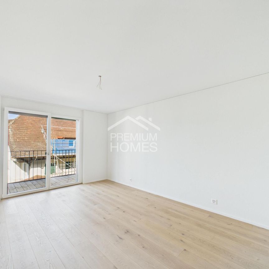 First occupancy: Exclusive living with lake view - Photo 1