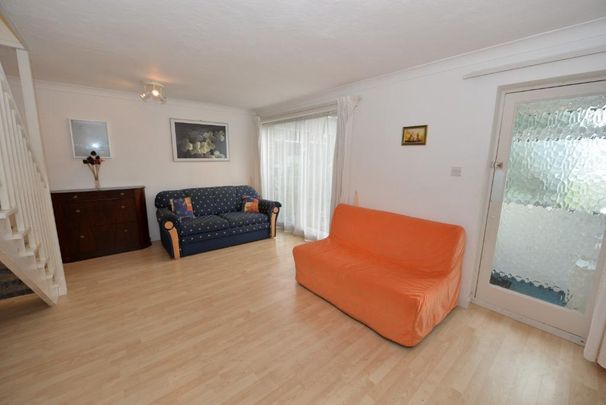 3 bedroom terraced house to rent - Photo 1